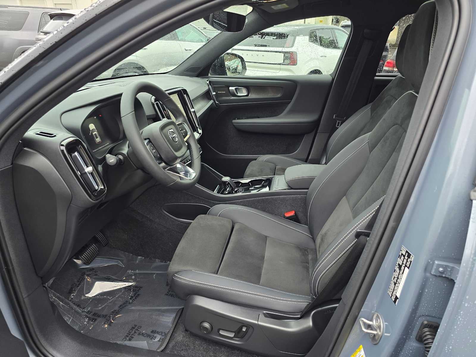 2023 Volvo XC40 Recharge Pure Electric Ultimate