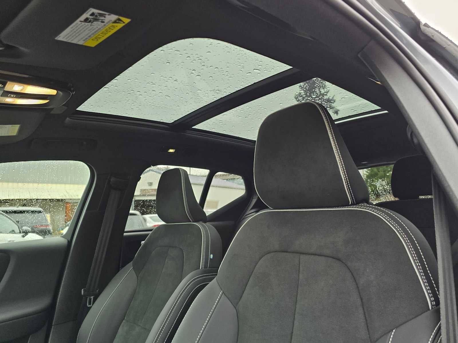 2023 Volvo XC40 Recharge Pure Electric Ultimate