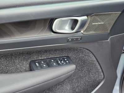 2023 Volvo XC40 Recharge Pure Electric Ultimate