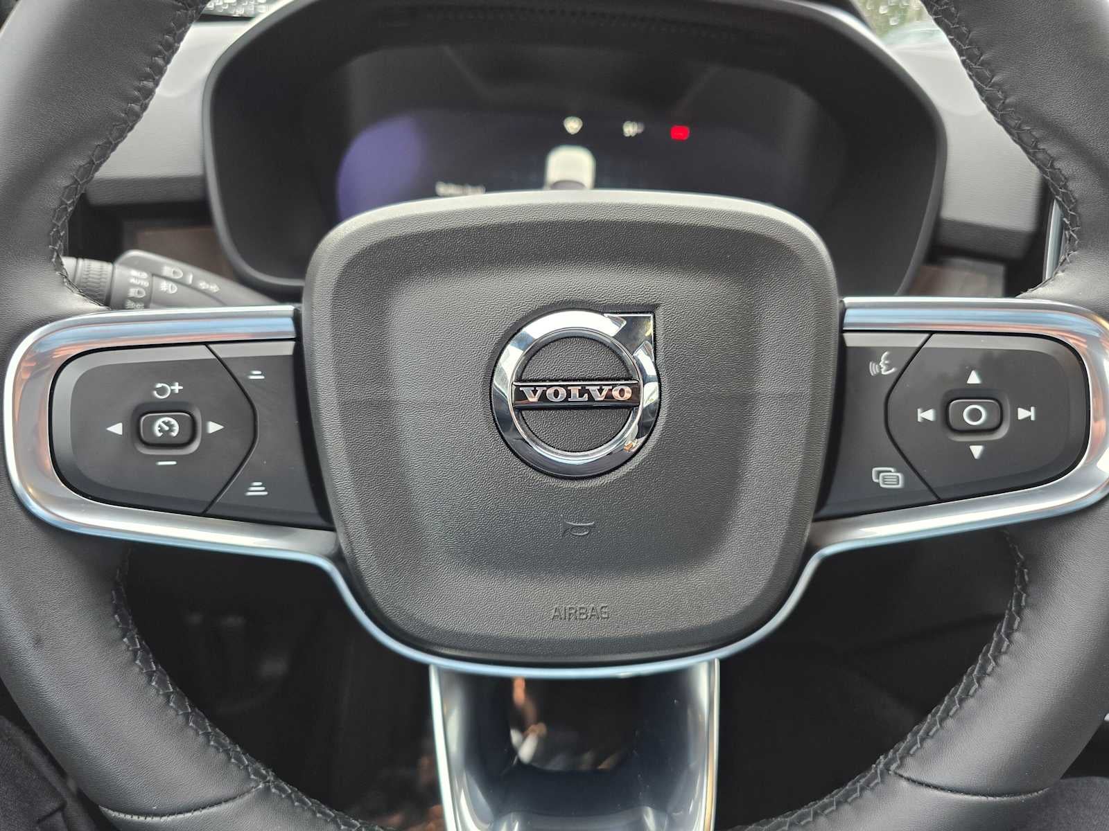 2023 Volvo XC40 Recharge Pure Electric Ultimate