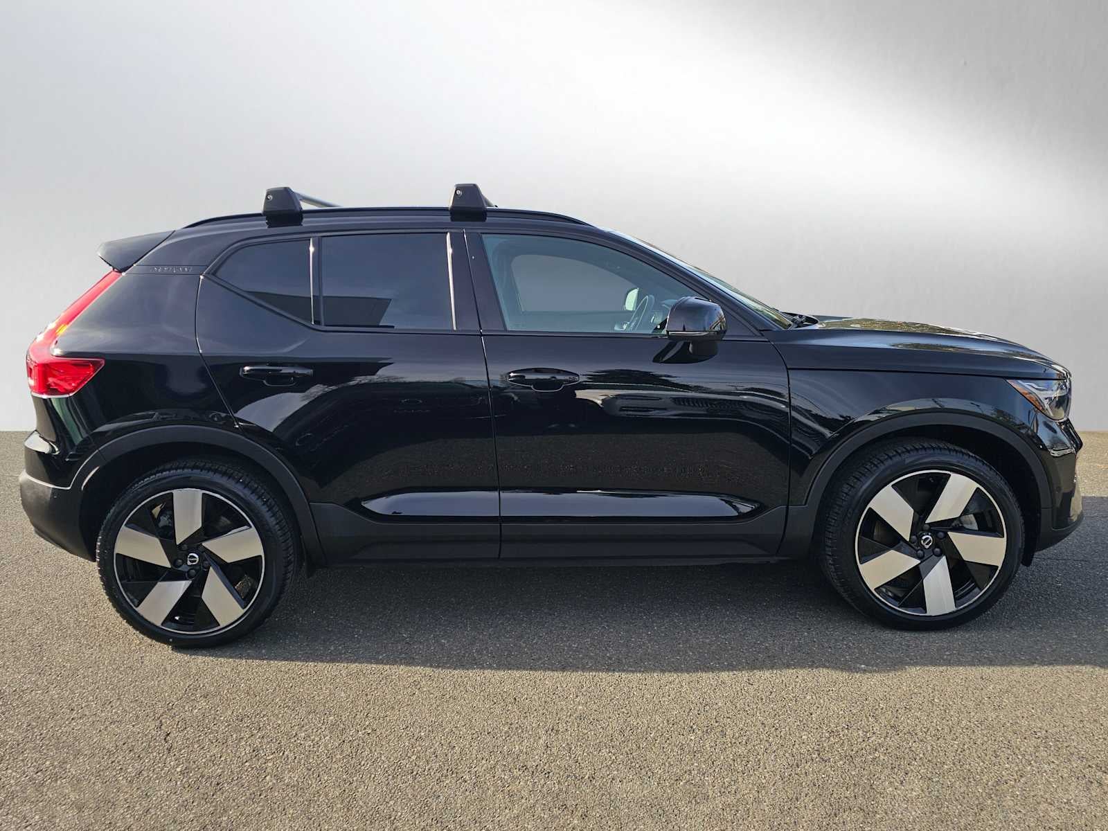 2023 Volvo XC40 Recharge Pure Electric Ultimate