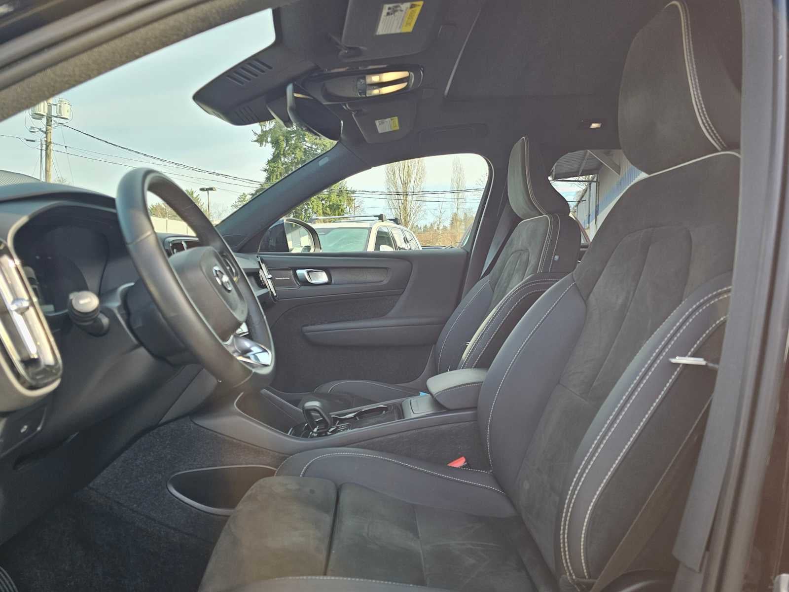 2023 Volvo XC40 Recharge Pure Electric Ultimate