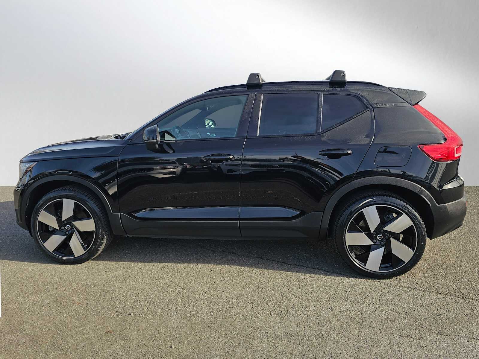 2023 Volvo XC40 Recharge Pure Electric Ultimate