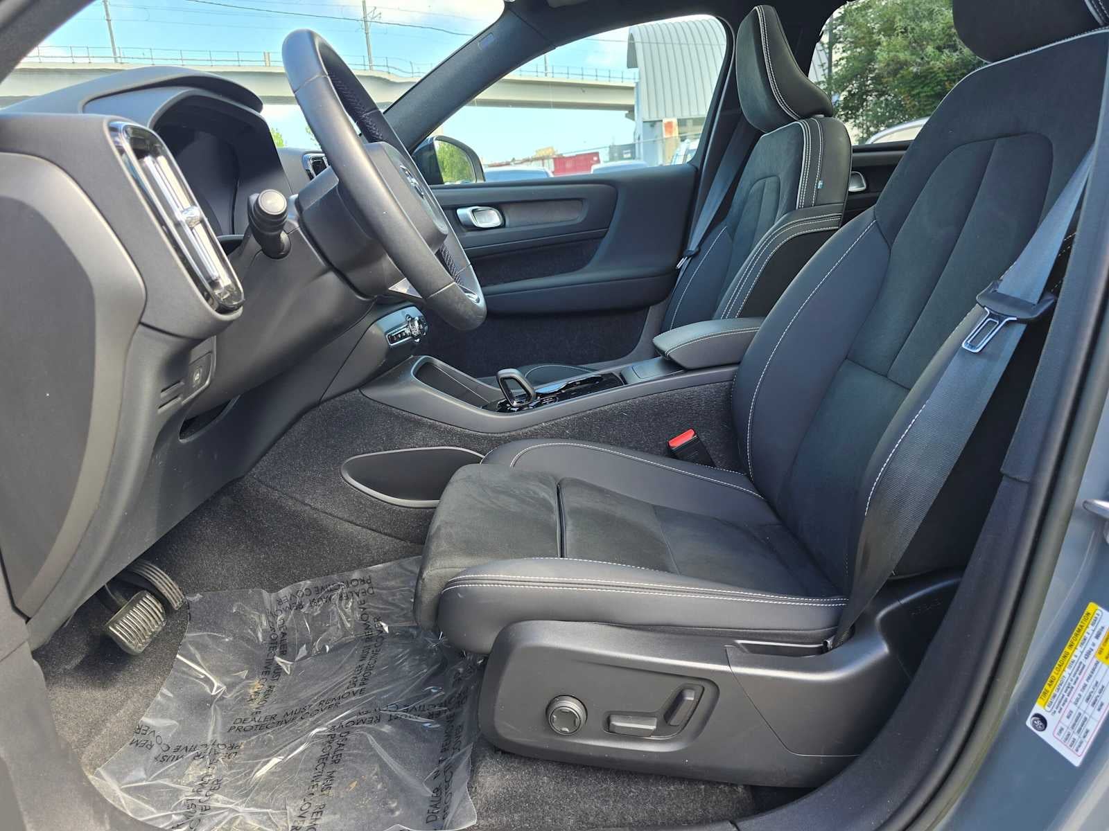 2023 Volvo XC40 Recharge Pure Electric Plus