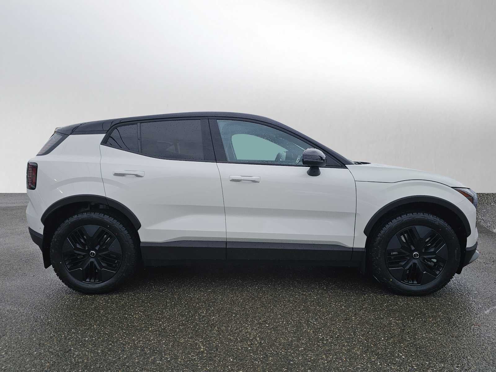 2026 Volvo EX30 Cross Country Ultra