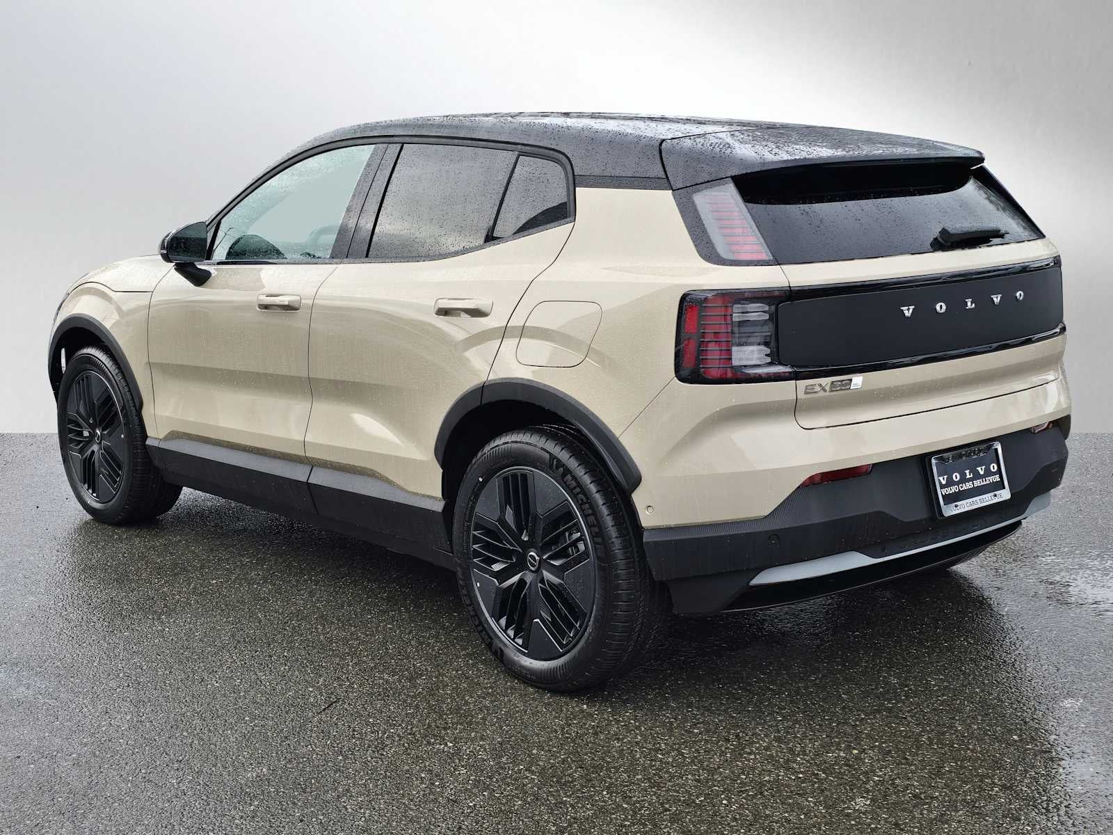 2026 Volvo EX30 Cross Country Ultra