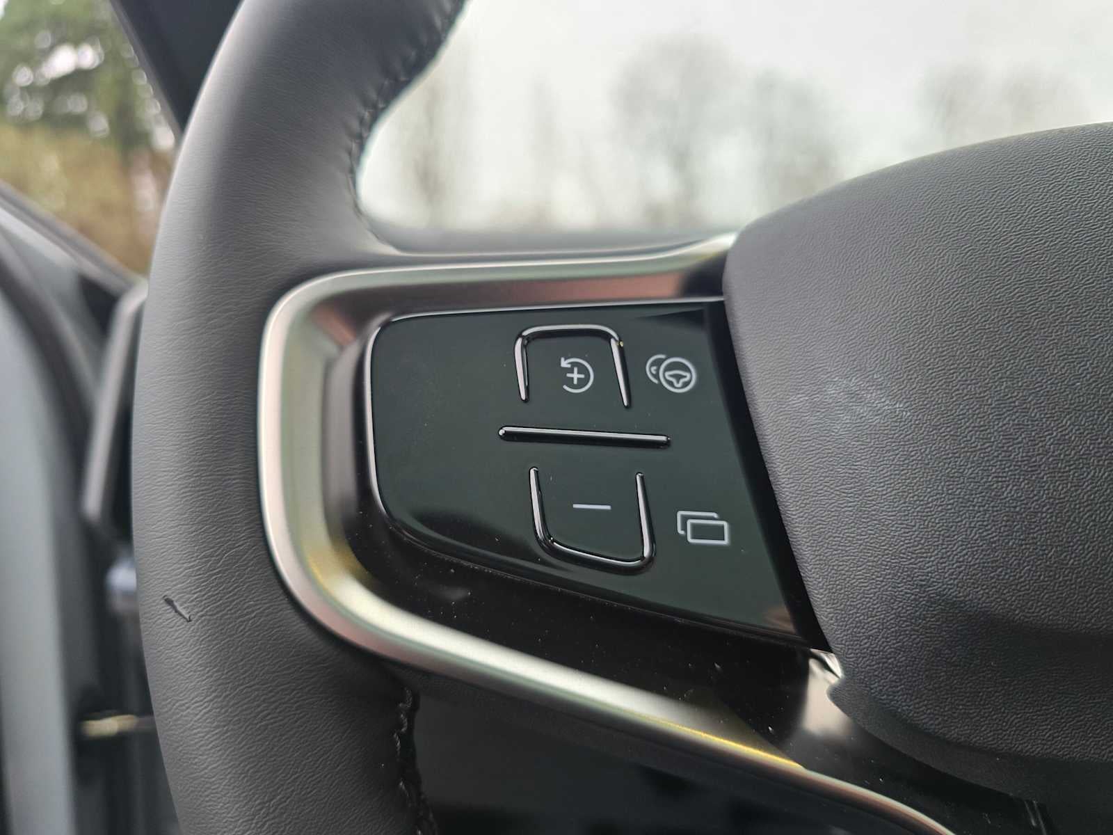 2026 Volvo EX30 Cross Country Ultra