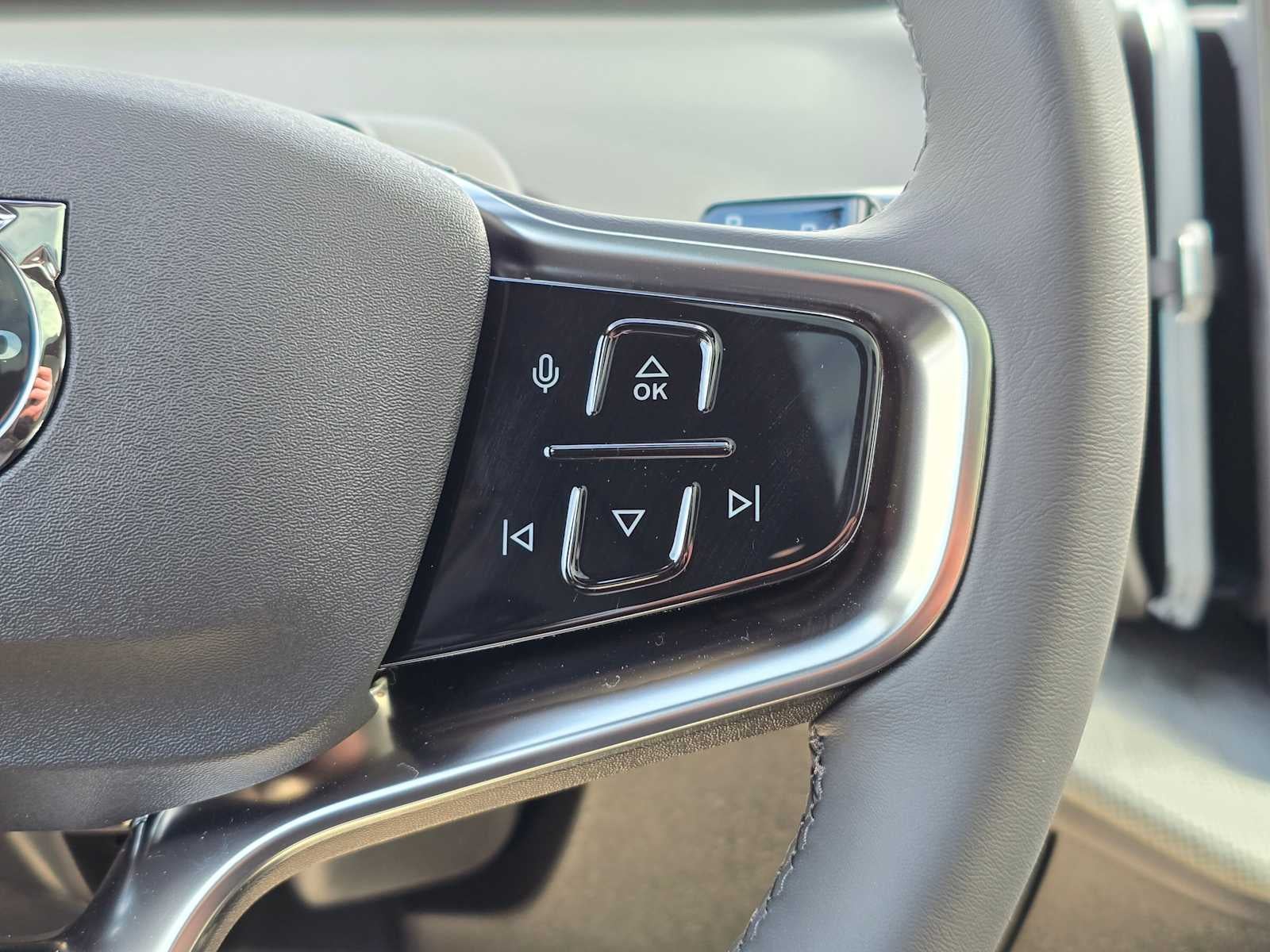 2026 Volvo EX30 Cross Country Ultra