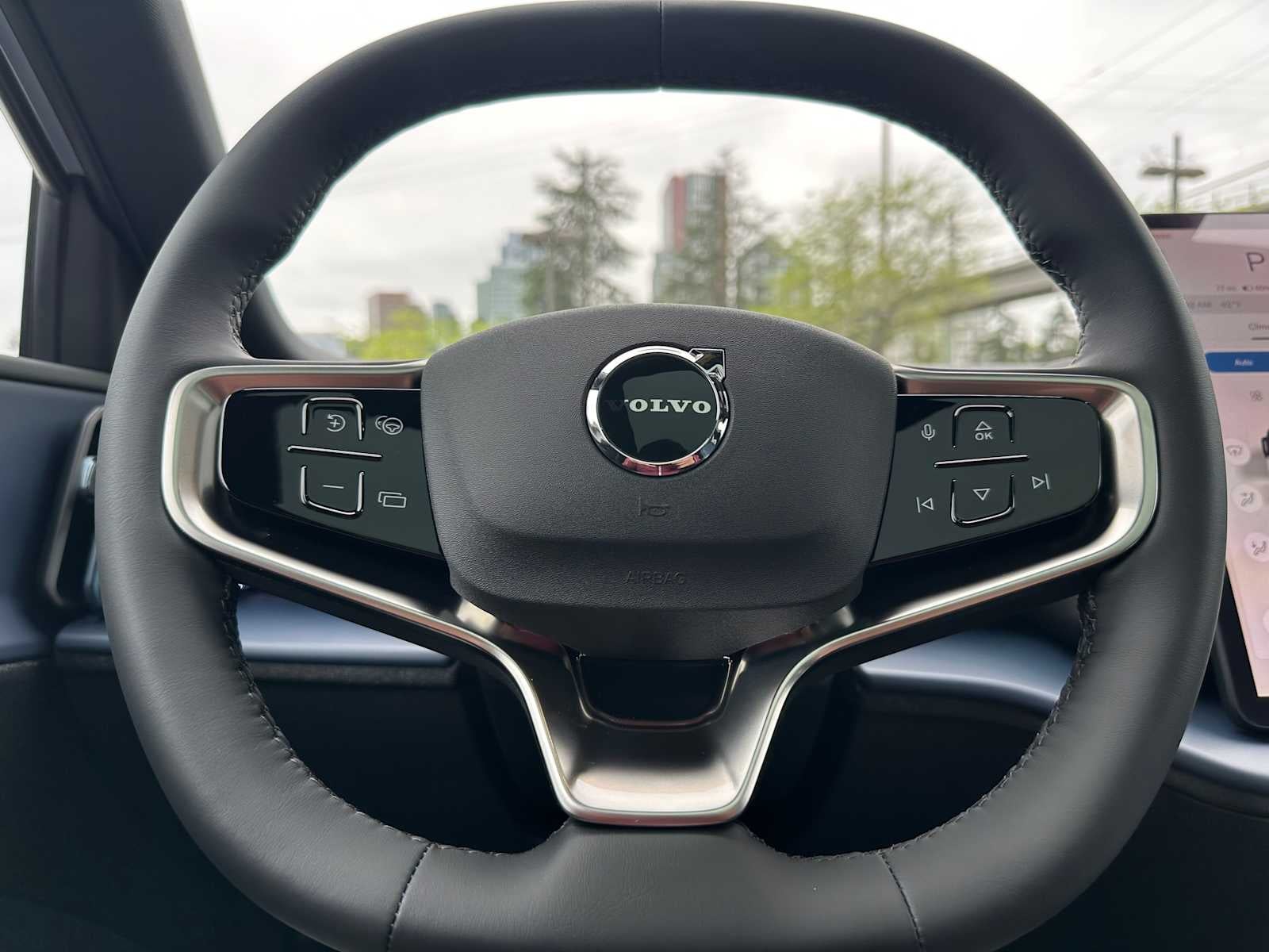 2026 Volvo EX30 Cross Country Ultra
