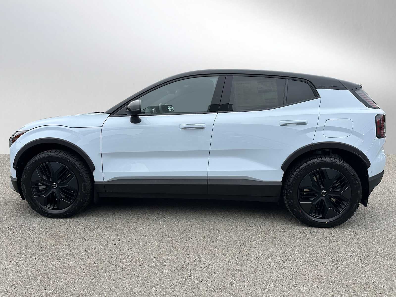 2026 Volvo EX30 Cross Country Ultra