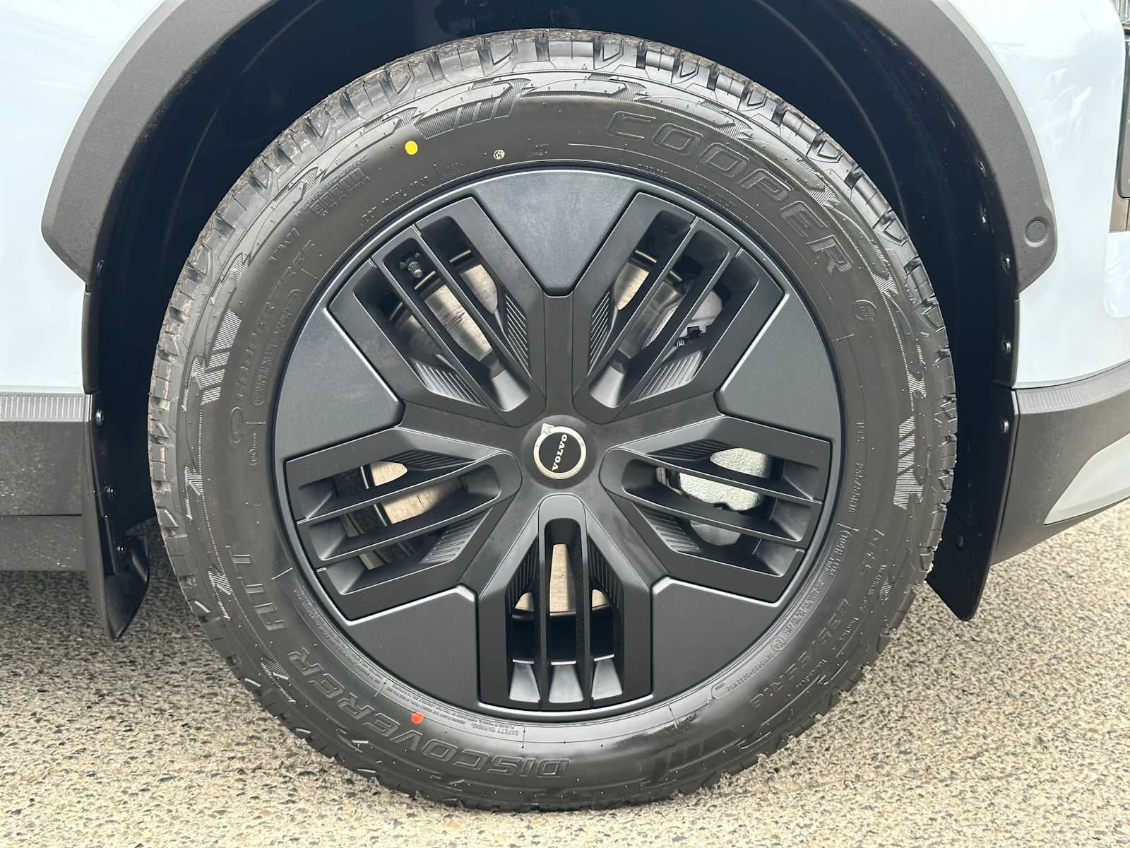 2026 Volvo EX30 Cross Country Ultra