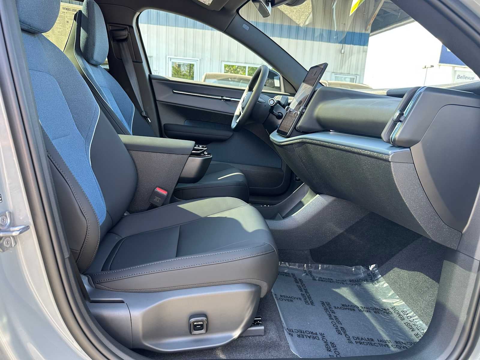 2026 Volvo EX30 Cross Country Ultra