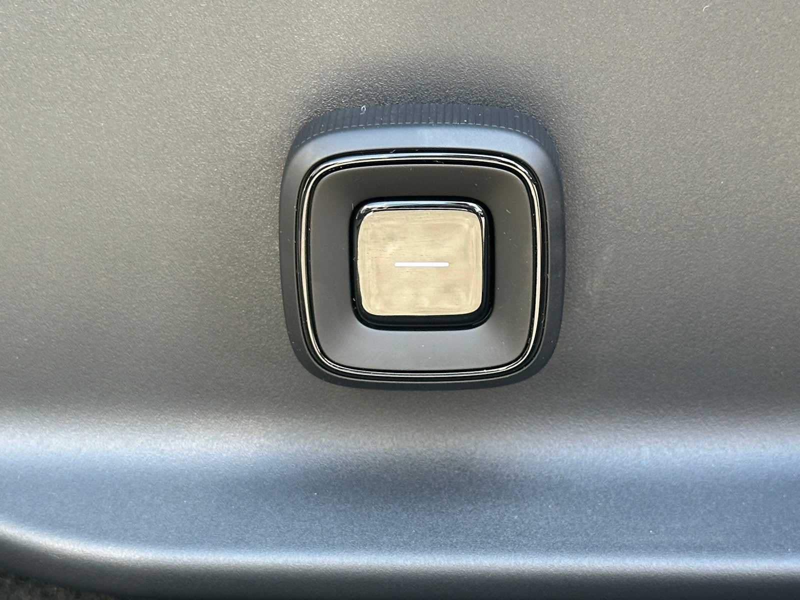 2026 Volvo EX30 Cross Country Ultra