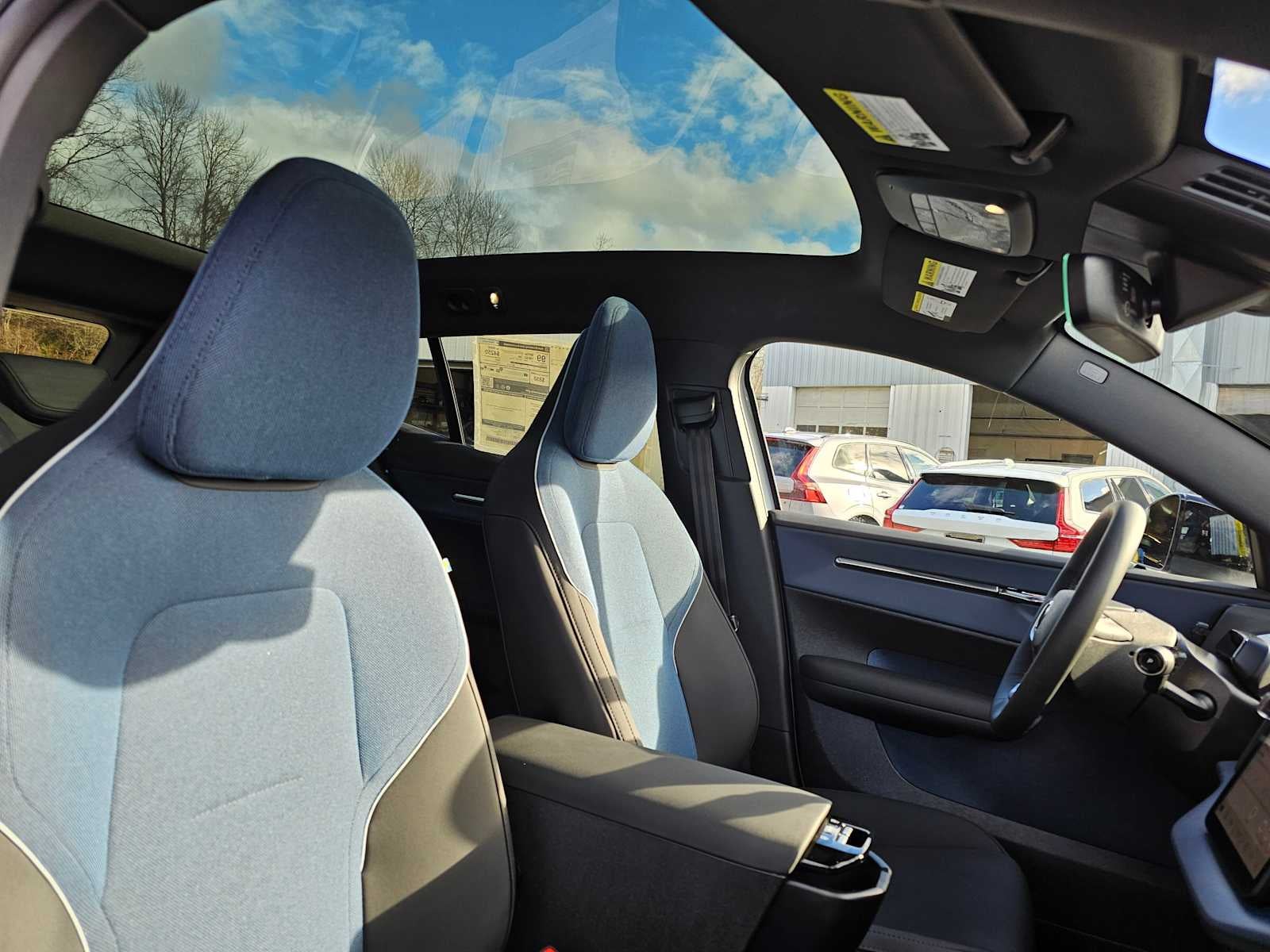 2026 Volvo EX30 Cross Country Ultra
