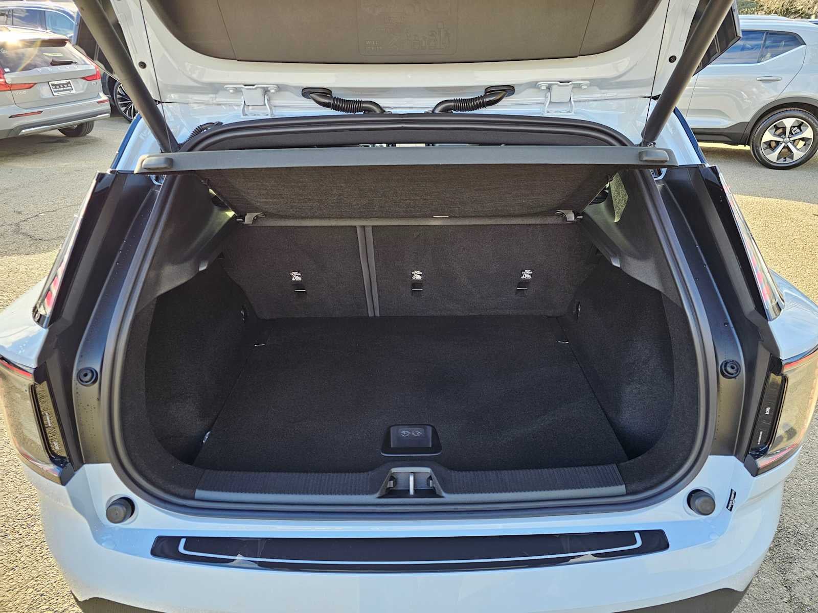 2026 Volvo EX30 Cross Country Ultra