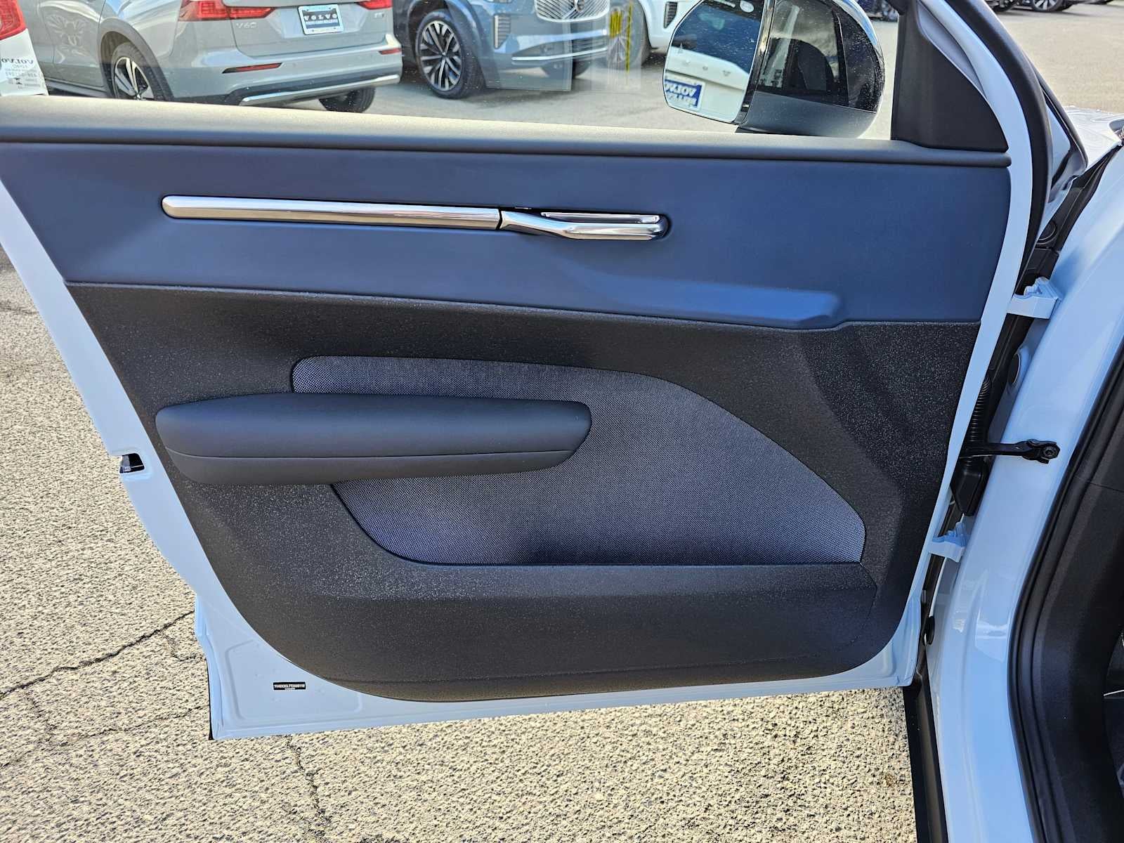 2026 Volvo EX30 Cross Country Ultra