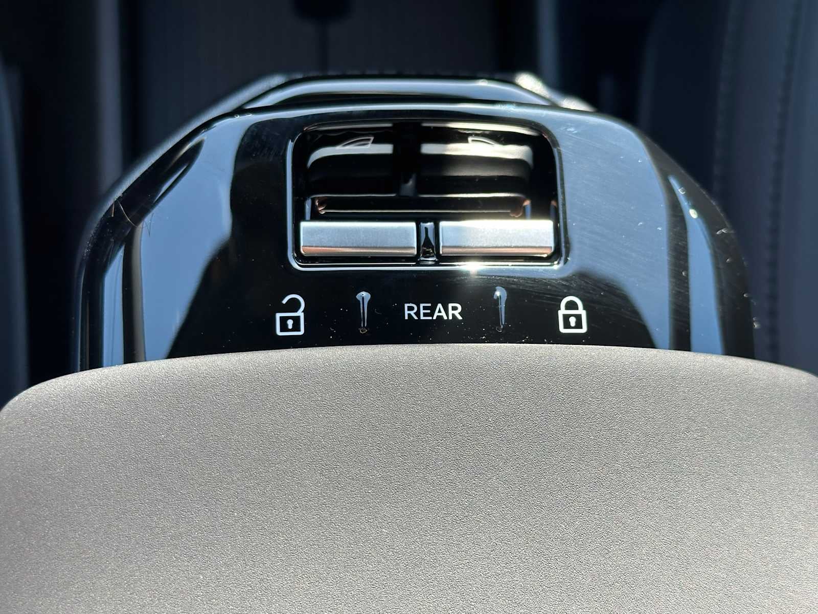 2026 Volvo EX30 Cross Country Ultra