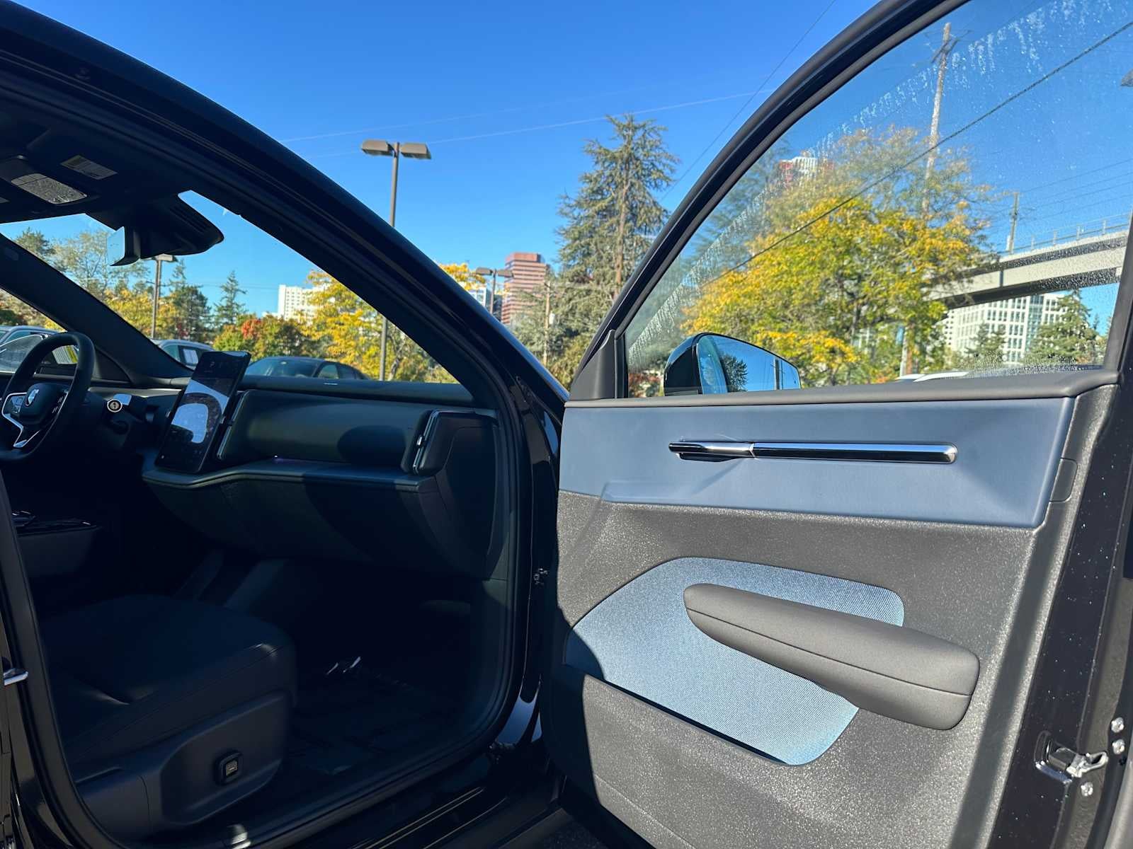 2025 Volvo EX30 Plus