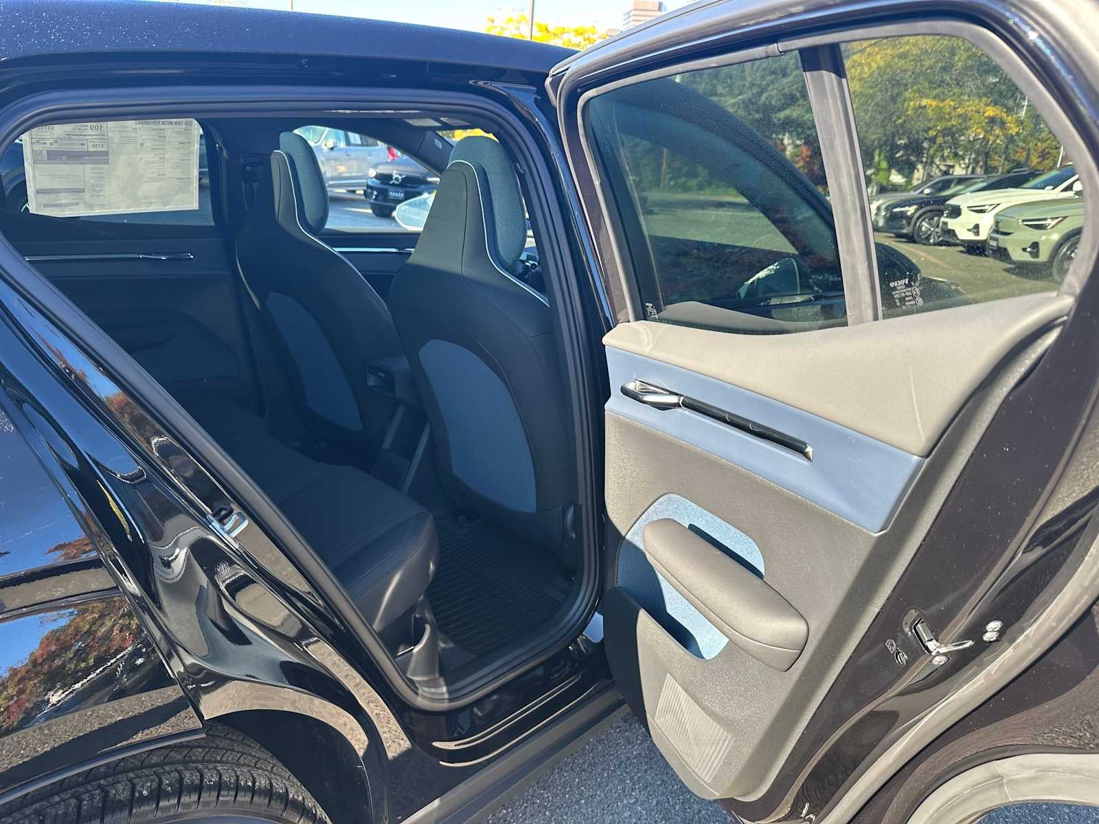 2025 Volvo EX30 Plus