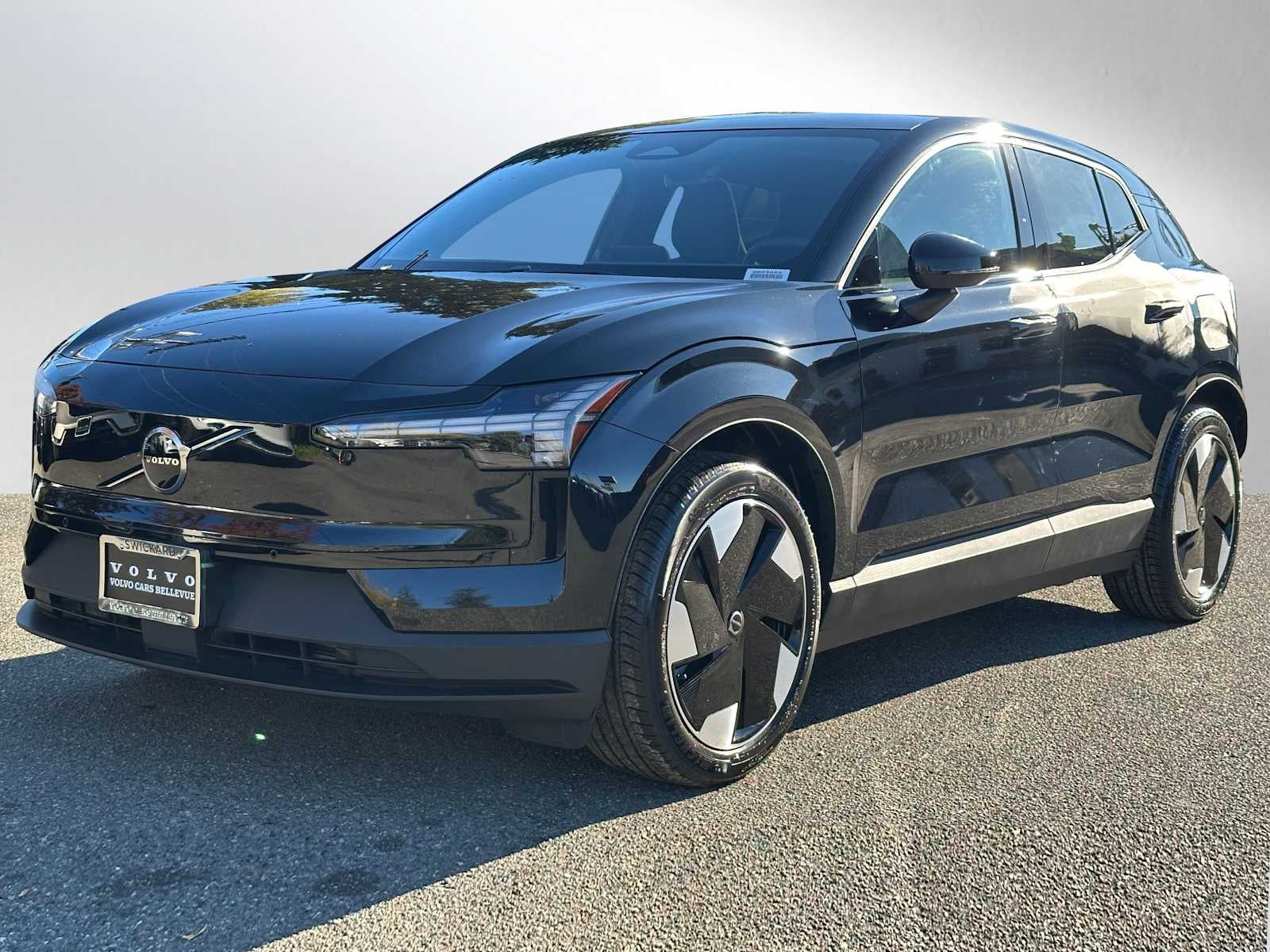 2025 Volvo EX30 Plus