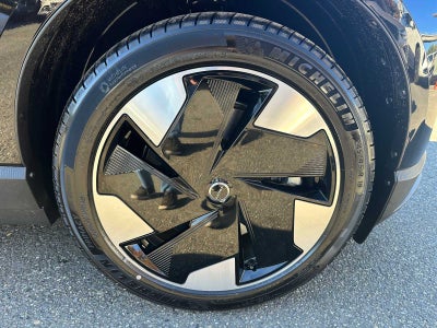 2025 Volvo EX30 Plus