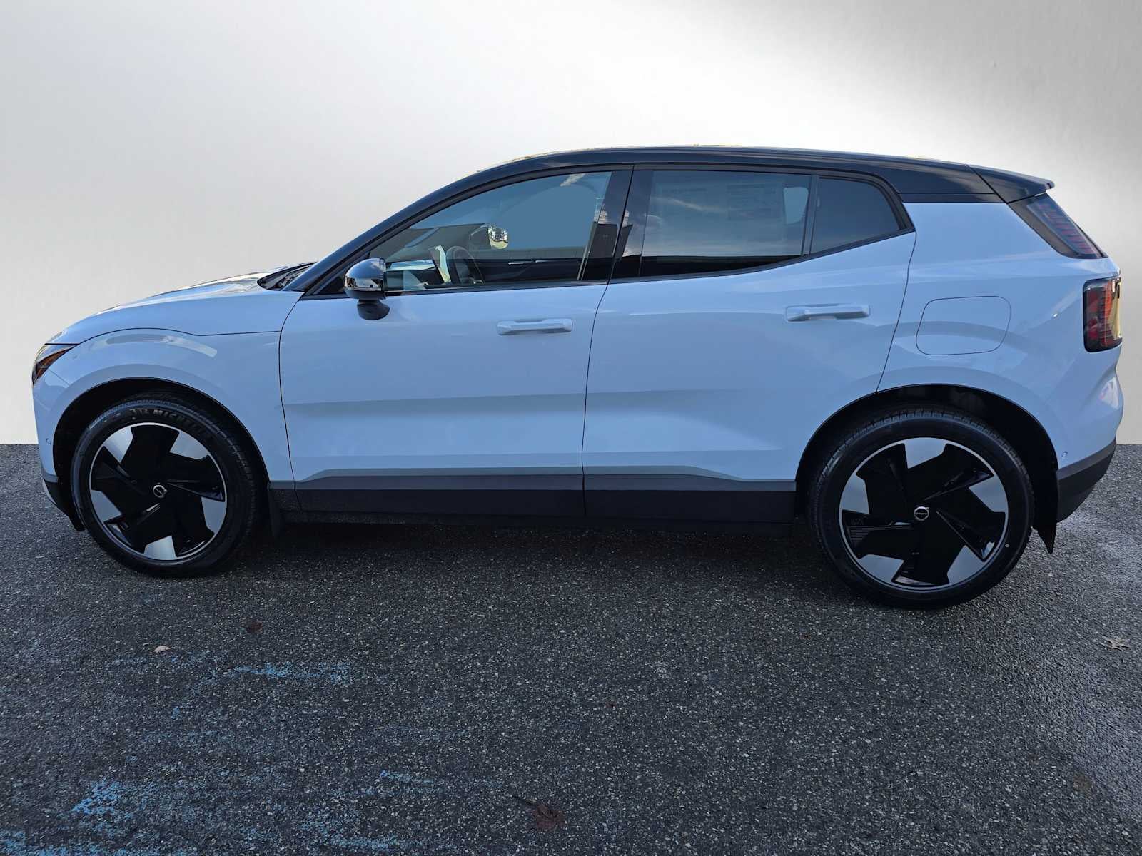 2026 Volvo EX30 Plus