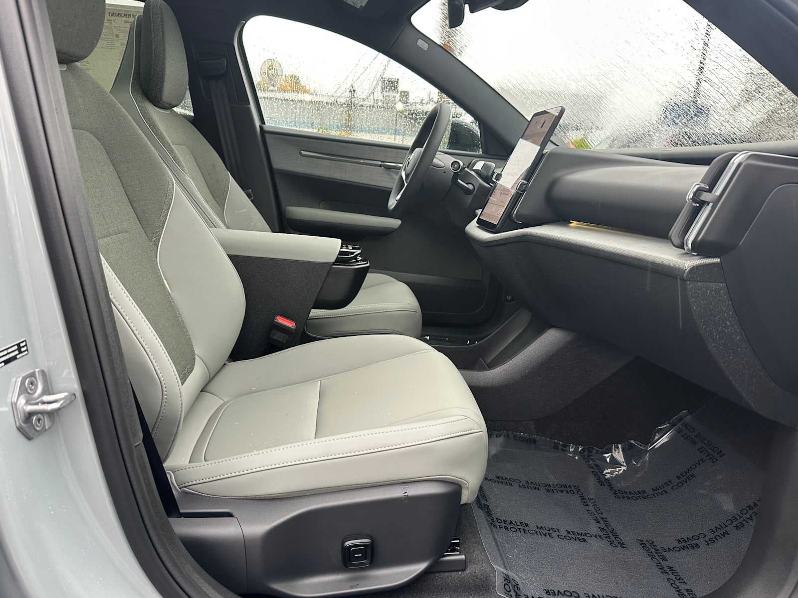 2026 Volvo EX30 Plus
