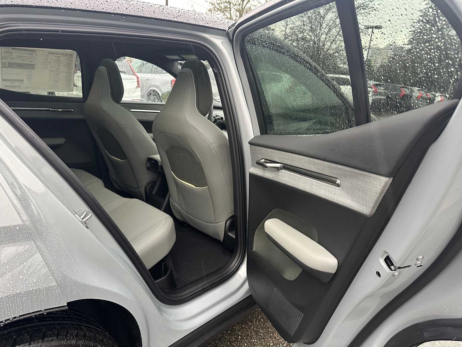 2026 Volvo EX30 Plus
