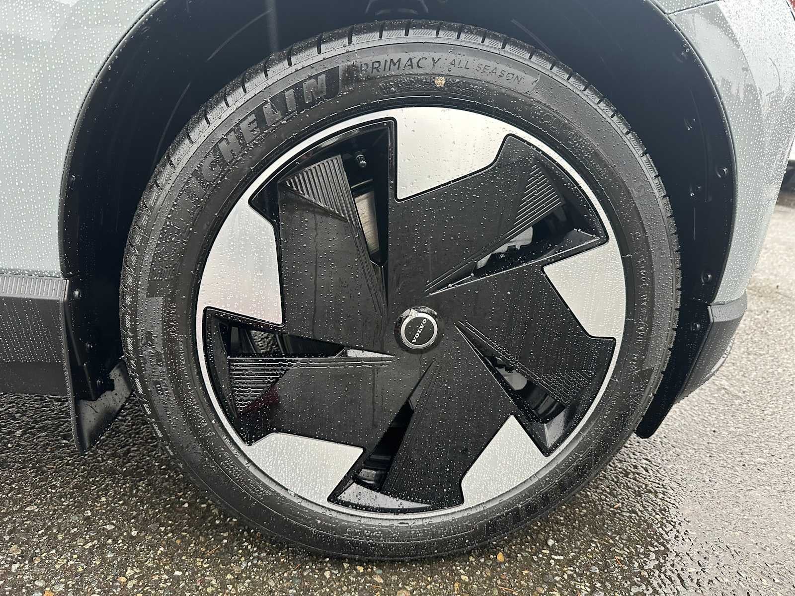 2026 Volvo EX30 Plus