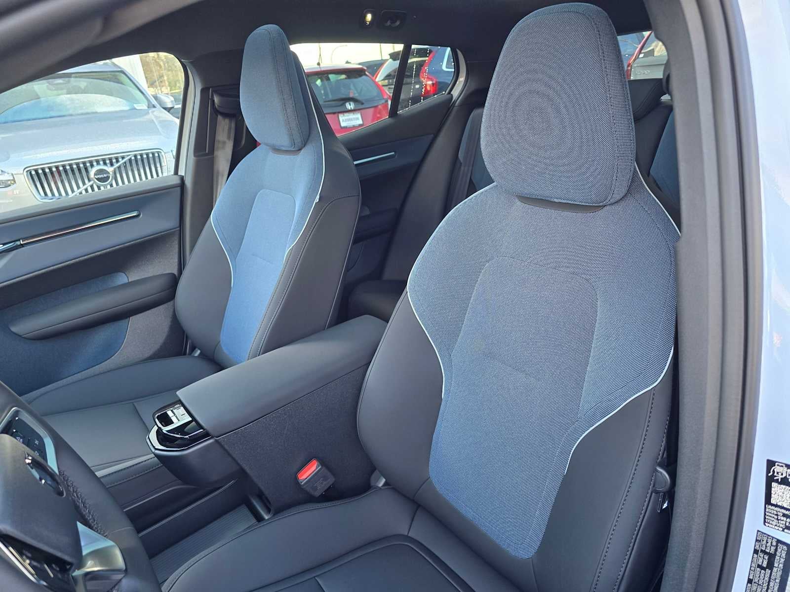 2026 Volvo EX30 Plus