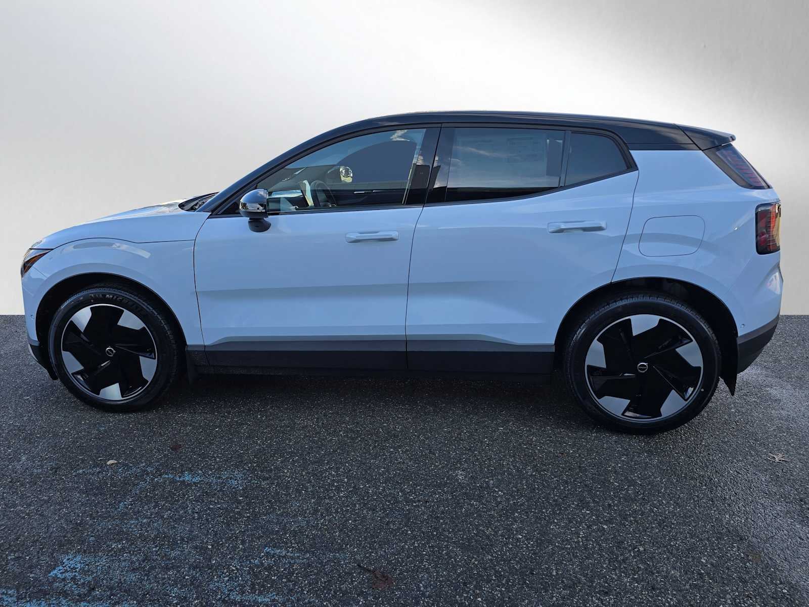 2026 Volvo EX30 Plus