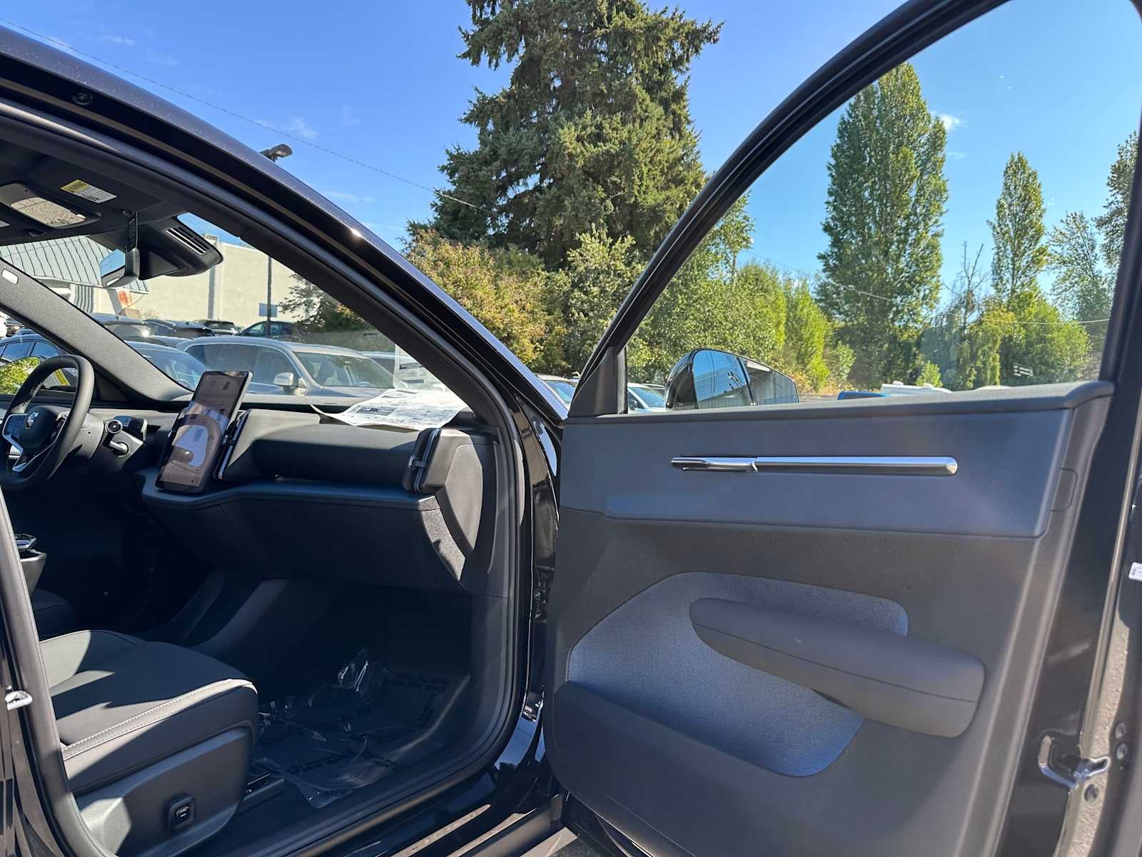 2025 Volvo EX30 Plus