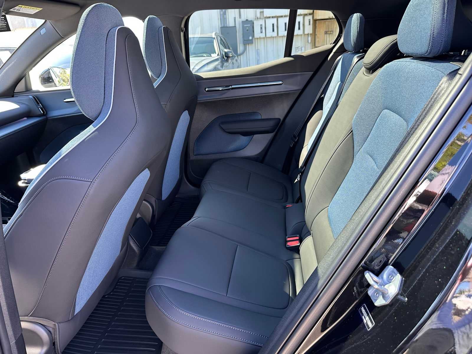 2025 Volvo EX30 Plus