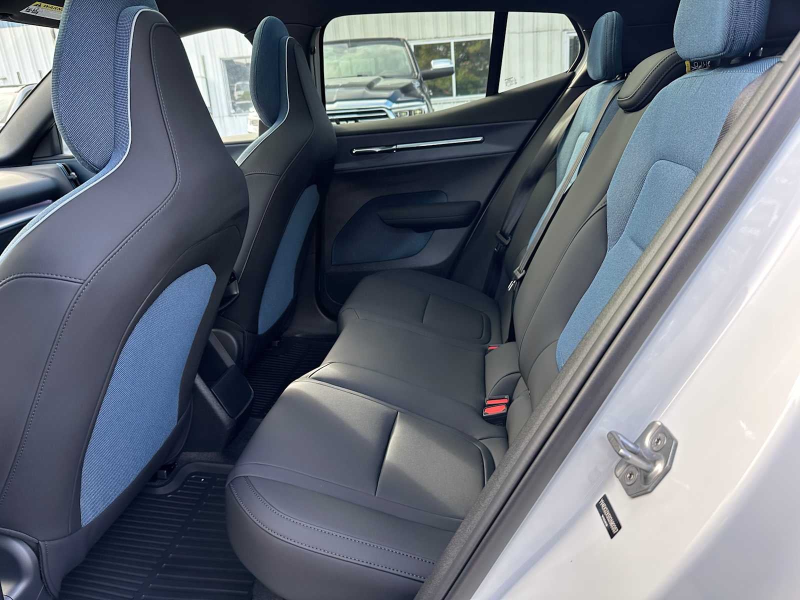 2025 Volvo EX30 Plus