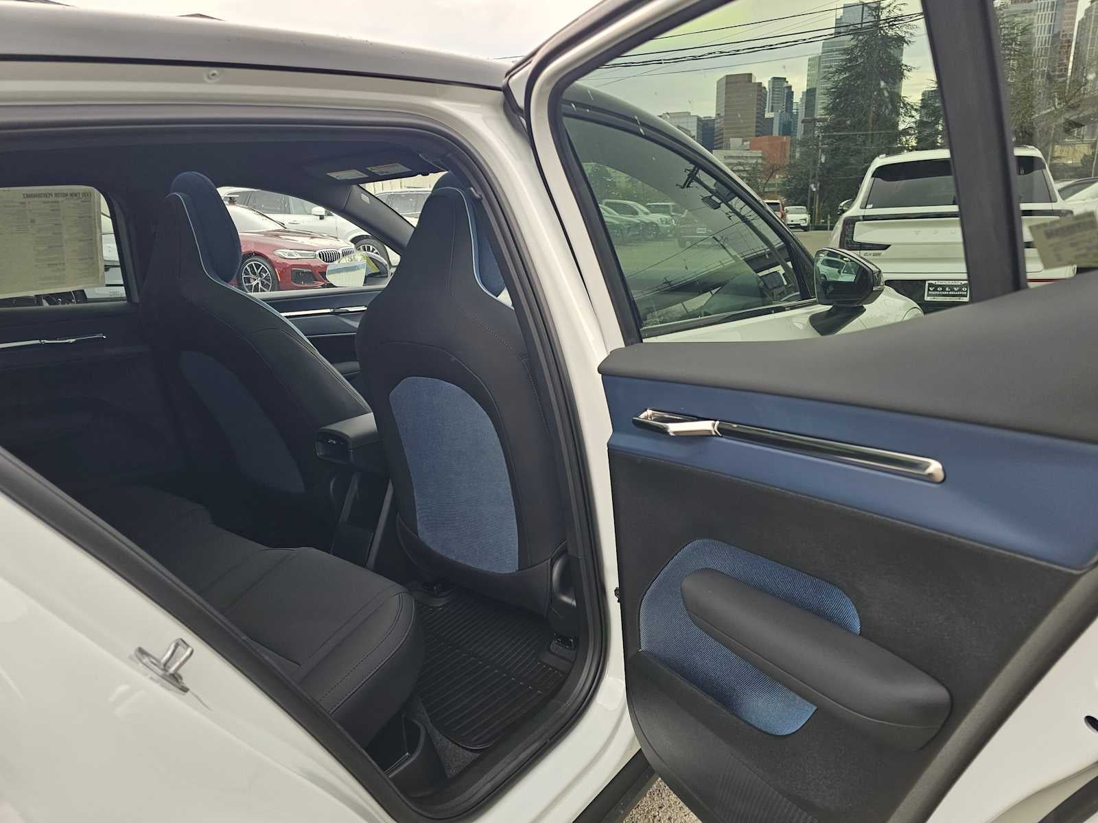 2026 Volvo EX30 Plus