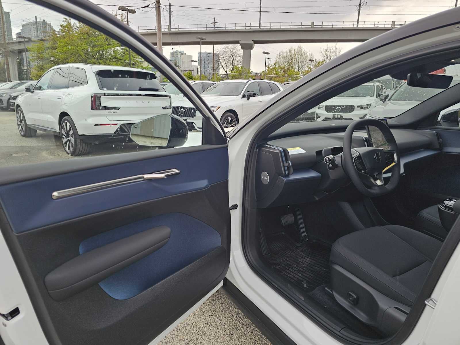 2026 Volvo EX30 Plus