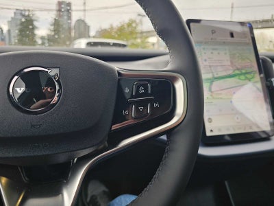 2026 Volvo EX30 Plus