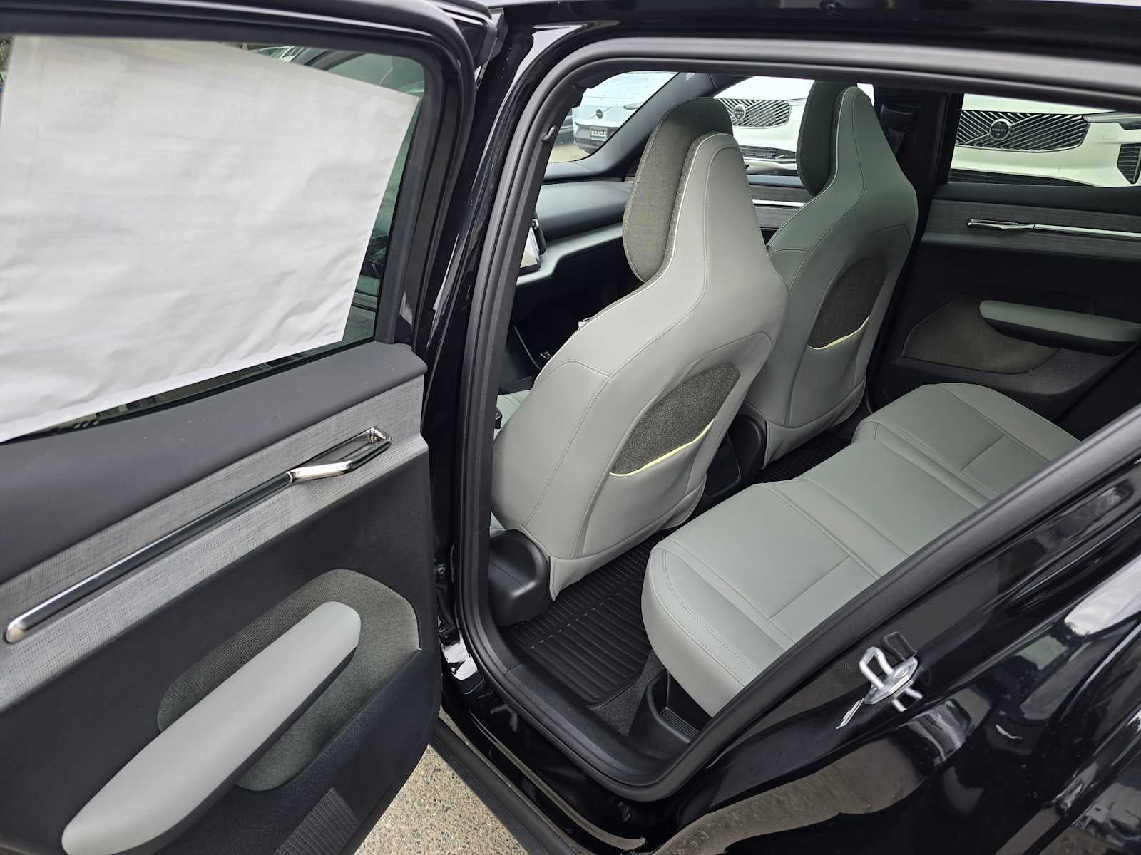 2026 Volvo EX30 Plus