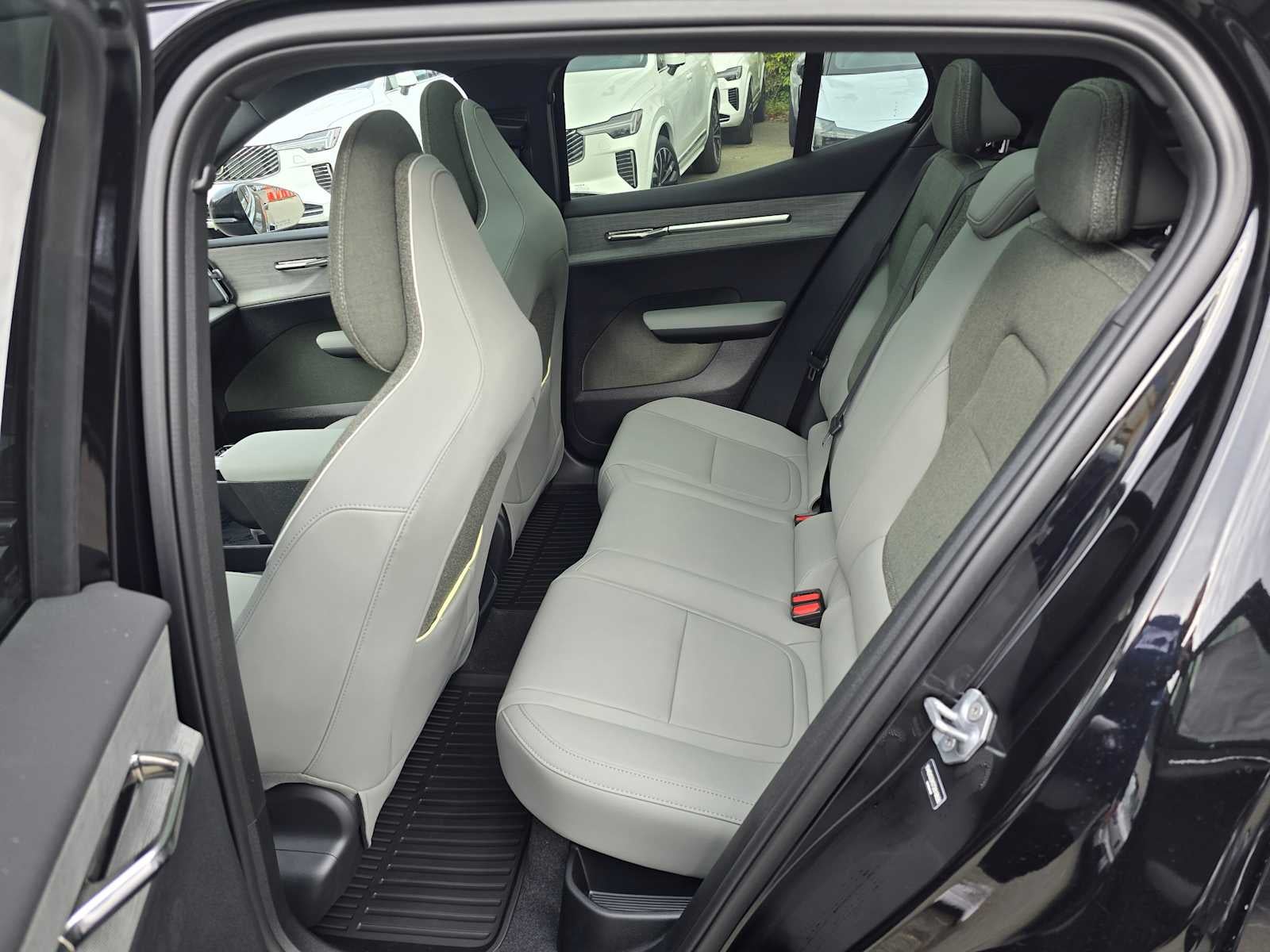 2026 Volvo EX30 Plus