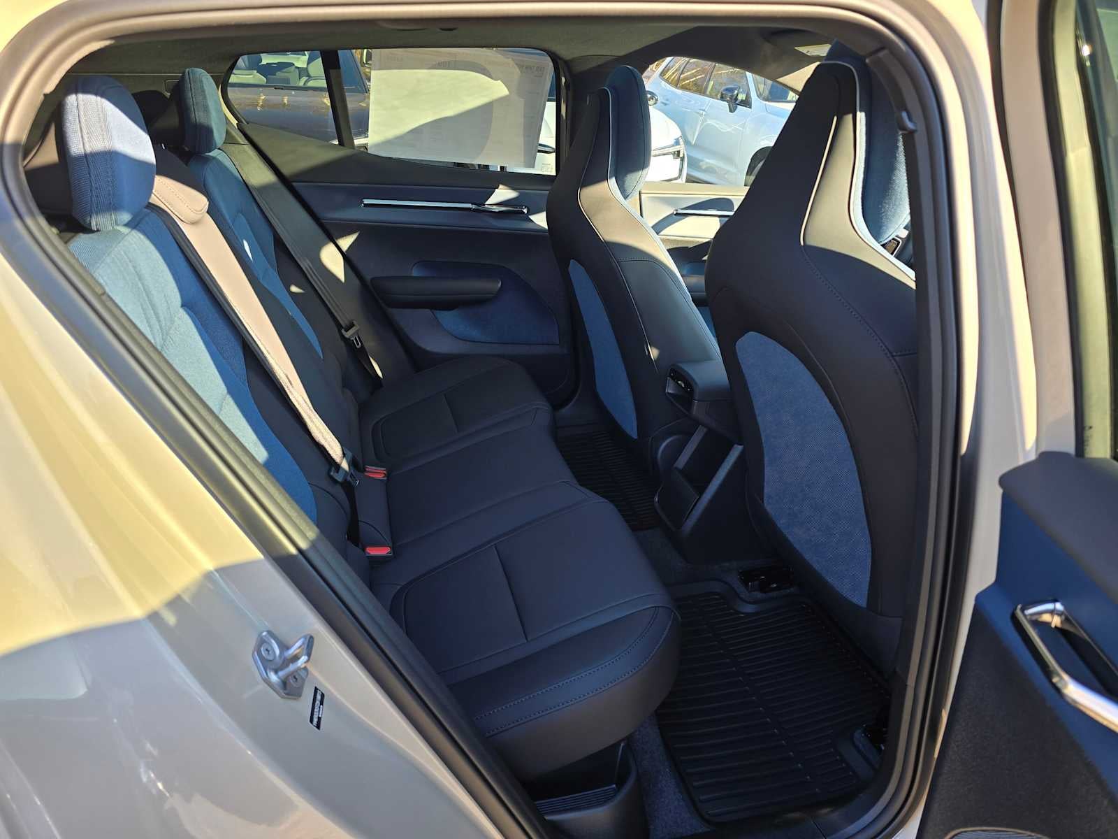 2026 Volvo EX30 Plus