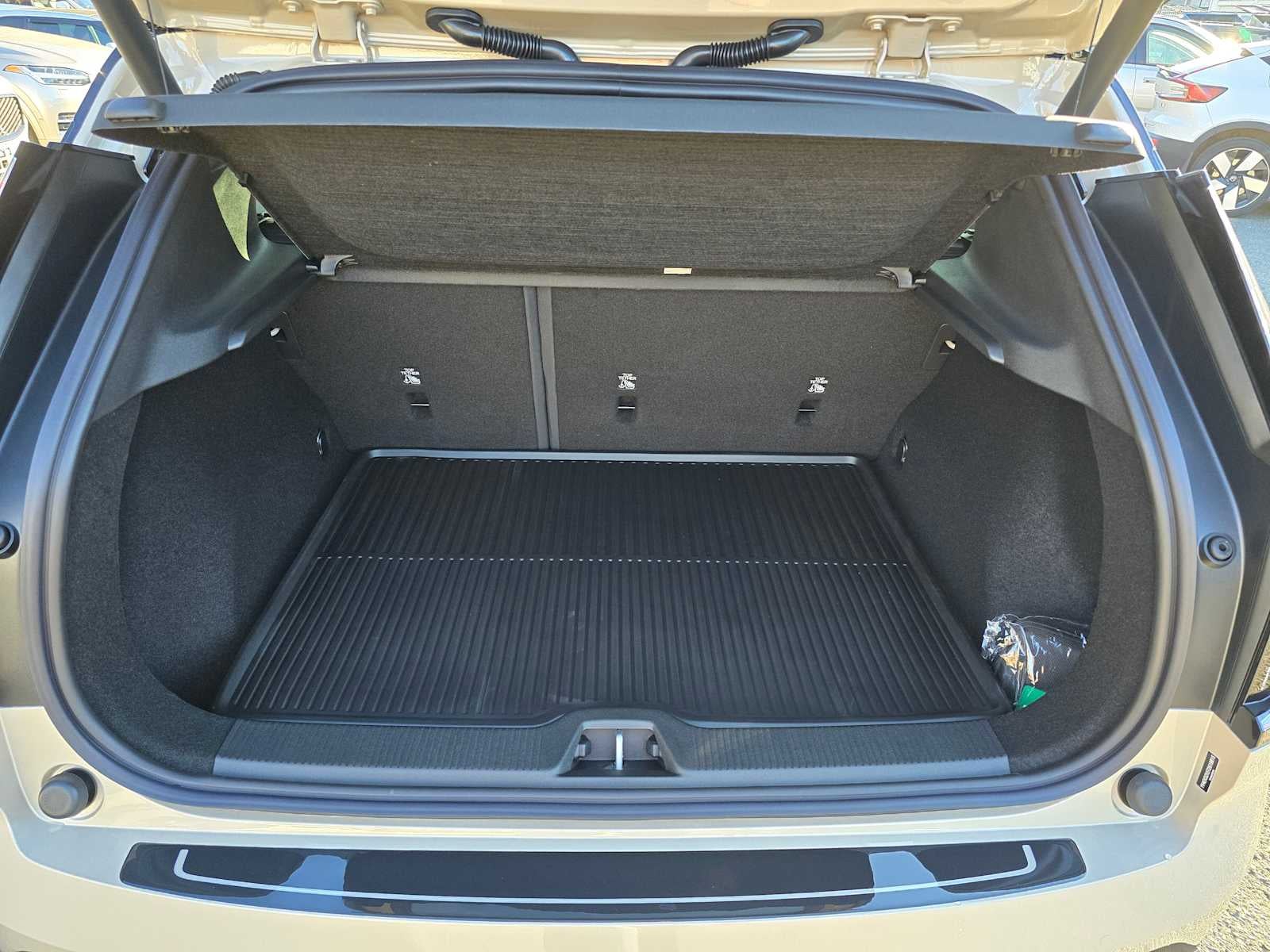 2026 Volvo EX30 Plus