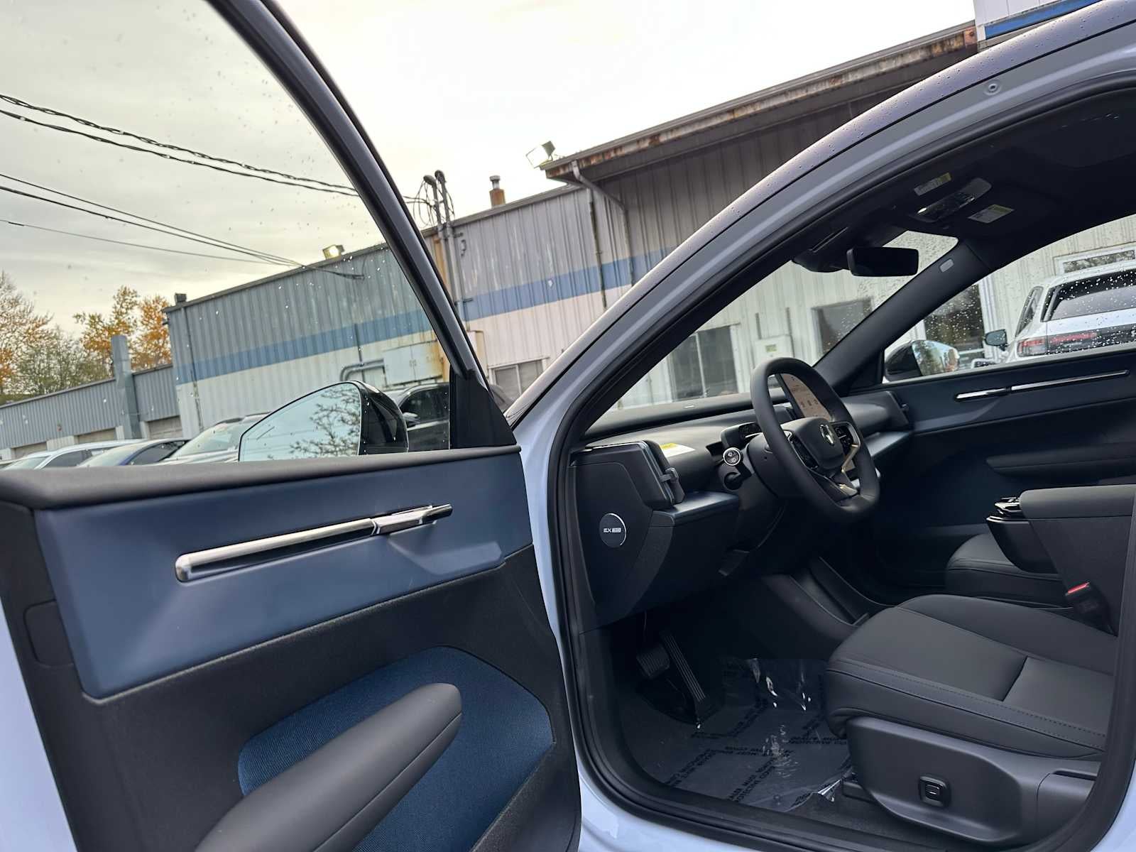 2026 Volvo EX30 Plus
