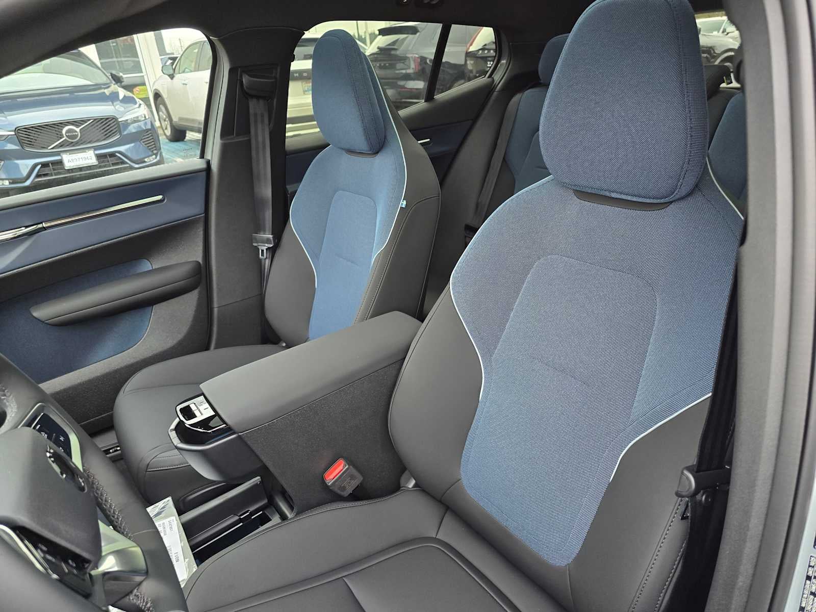 2026 Volvo EX30 Plus