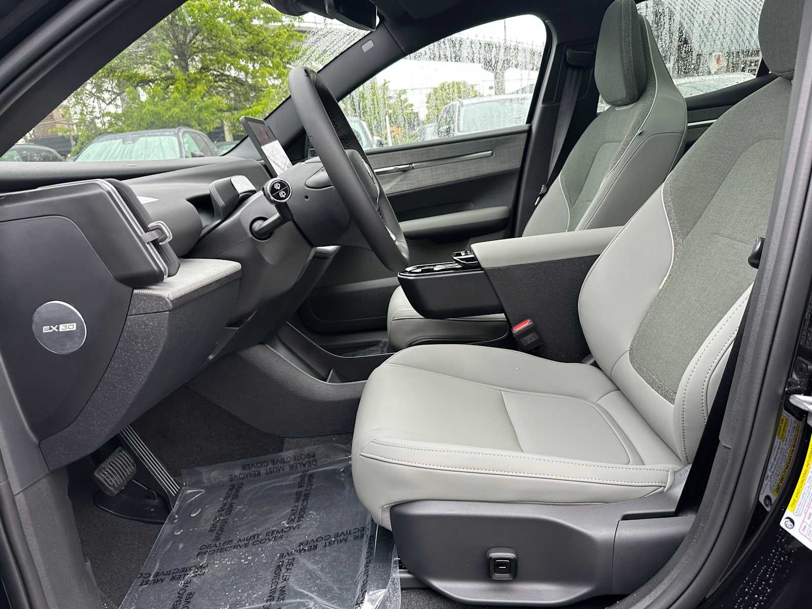 2026 Volvo EX30 Plus