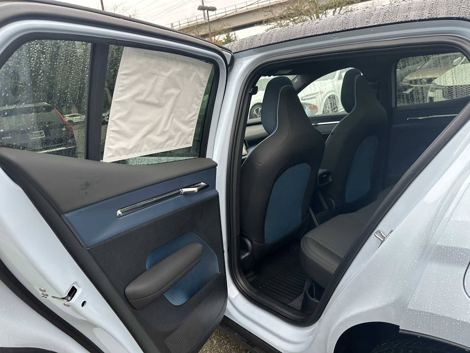 2026 Volvo EX30 Plus