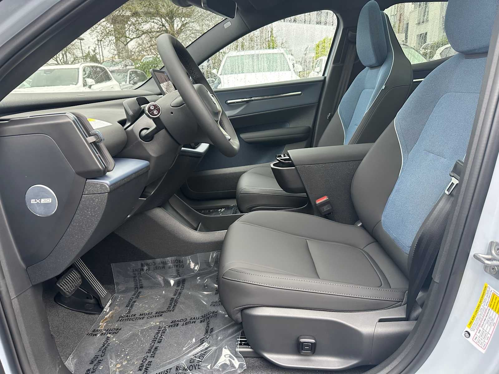 2026 Volvo EX30 Plus