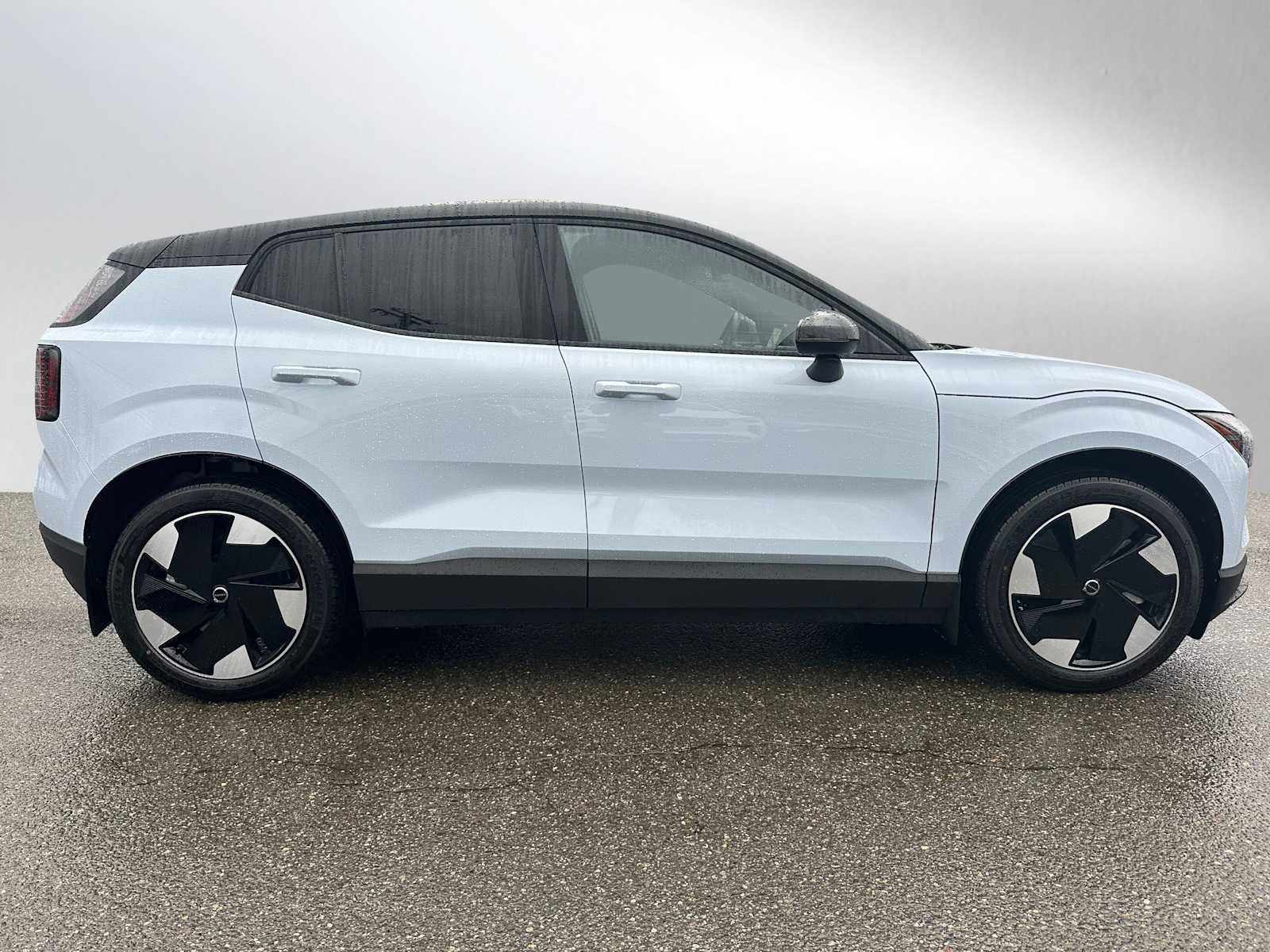 2026 Volvo EX30 Plus