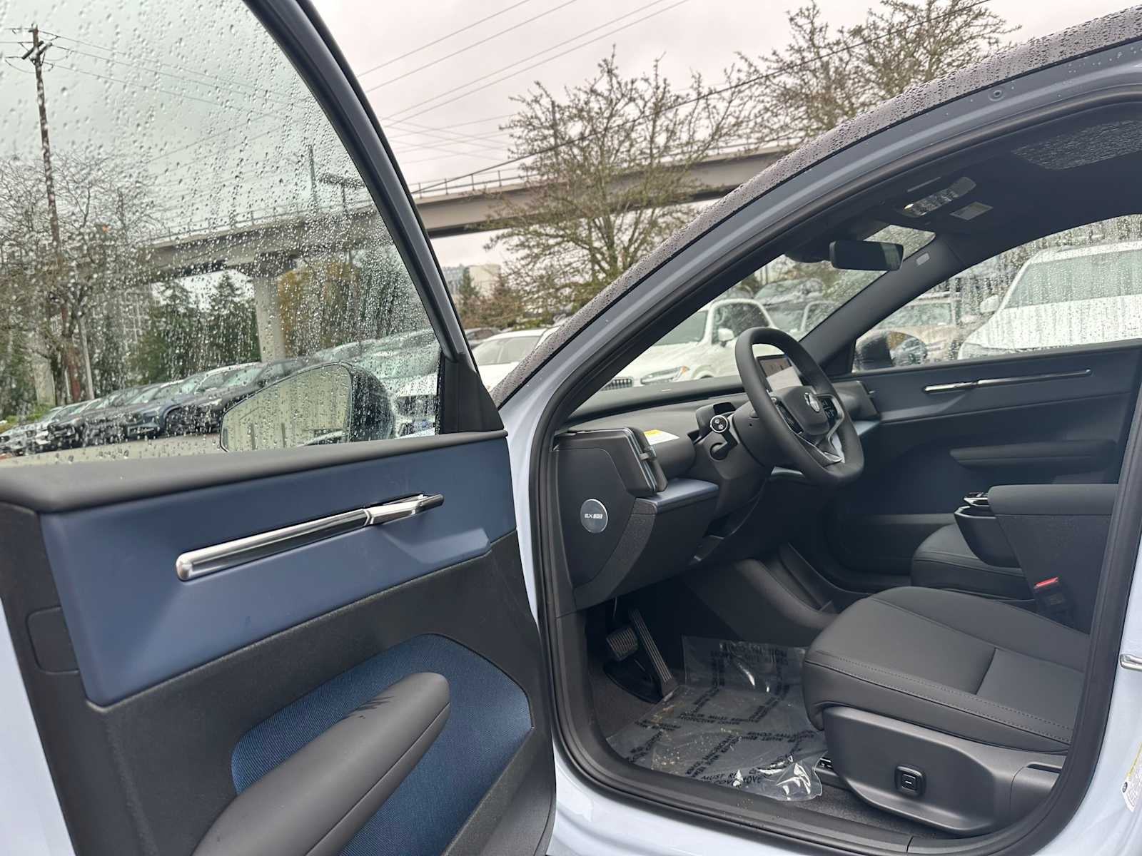 2026 Volvo EX30 Plus