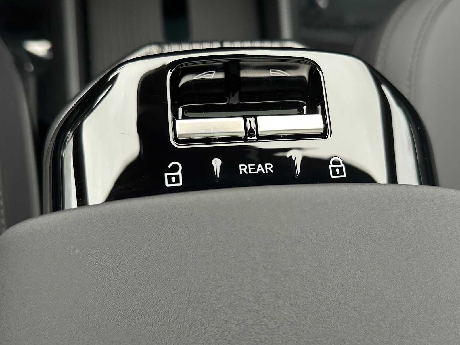 2026 Volvo EX30 Plus