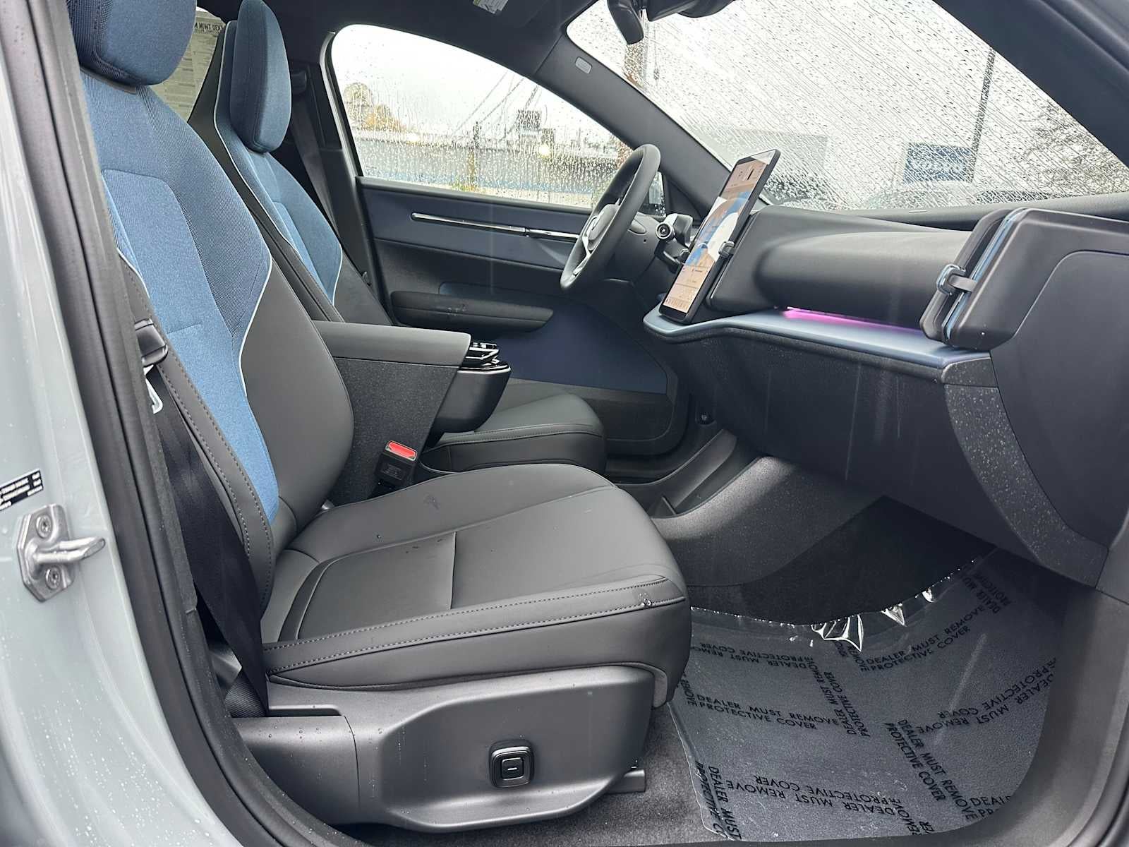 2026 Volvo EX30 Plus